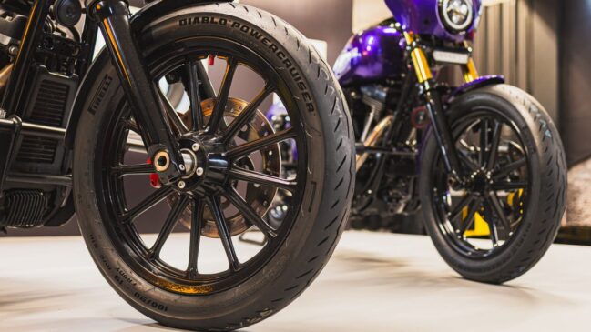 Pneus Pirelli Diablo Powercruiser