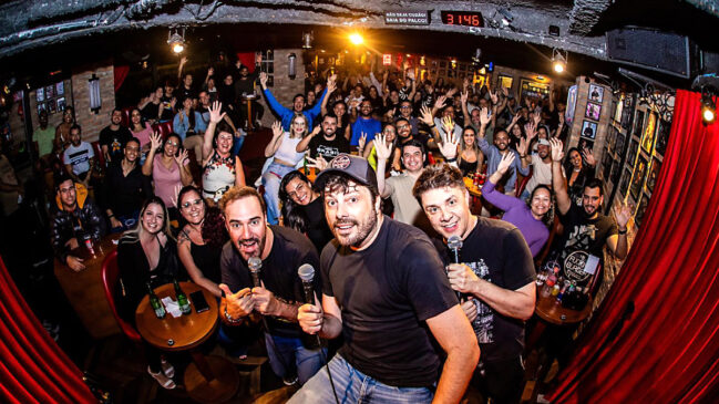 Humoristas vão se revezar no palco e prometem resgatar o estilo das noites clássicas de comédia