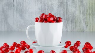 Muito popular nos EUA, fruta já comprovou ser eficaz contra doenças renais e infecções