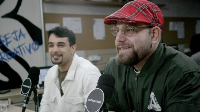 Paiva e Drum durante participação no podcast Direto da Gazeta
