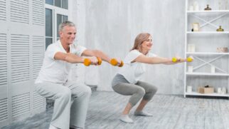 Agachamento sem pausa é um indicador simples de força muscular e expectativa de vida na meia-idade