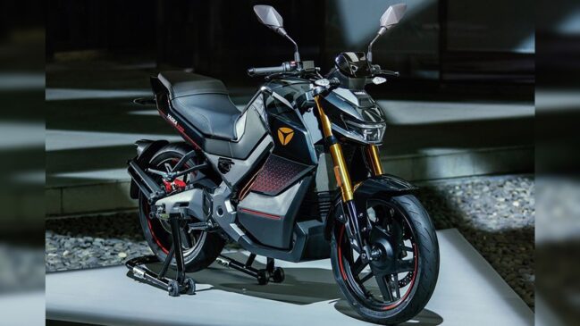 Com até 14,9 cv, modelo promete desempenho semelhante ao de motos 125 cc