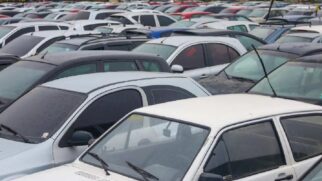 Pregão online começa em 8 de dezembro e inclui automóveis e motocicletas aptos a circular, além de sucatas para reciclagem