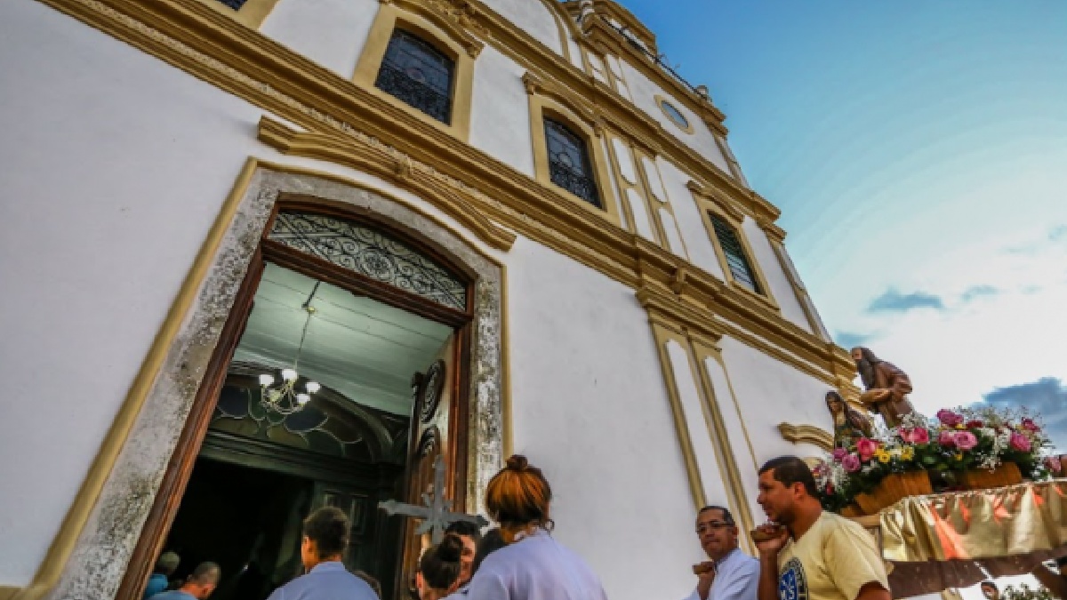Evento terá novenas, shows e quermesse