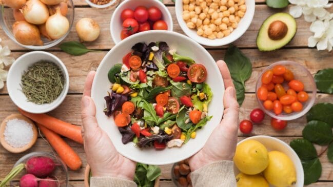 Nutrientes como ferro, vitamina D e B12 são essenciais para energia, imunidade e bem-estar