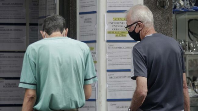 Número de desempregados representa uma queda em relação aos 6,1% registrados em novembro de 2024