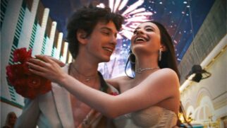 Anora finalmente será lançado nos streamings nesta quarta-feira (23/7)