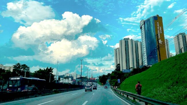 Semana deve apresentar temperaturas amenas com predomínio de céu nublado e períodos de sol