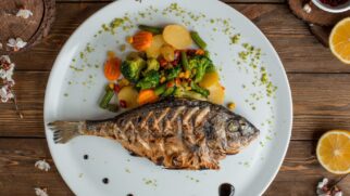 A sardinha é rica em proteínas de alto valor biológico e contém grande quantidade de ômega-3