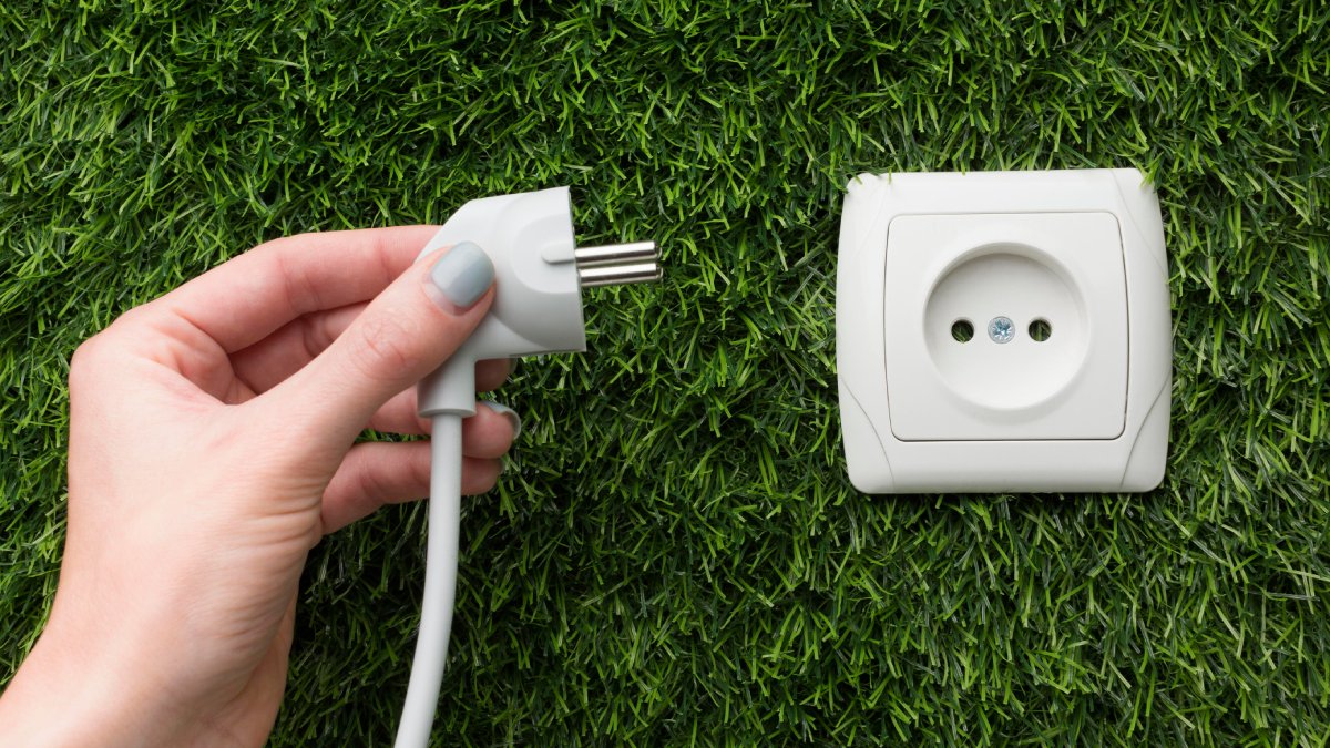 Pequenos detalhes podem fazer a conta de luz abaixar em até 50% (Fotos: Freepik)