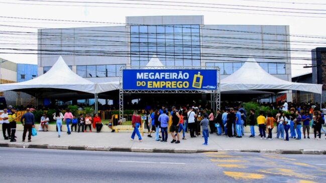 Destaque foi o mês de junho, com 817 contratações