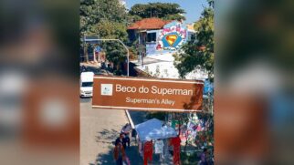 Nova campanha transforma ponto turístico com murais e espaço para fotos com o Supercão Krypto