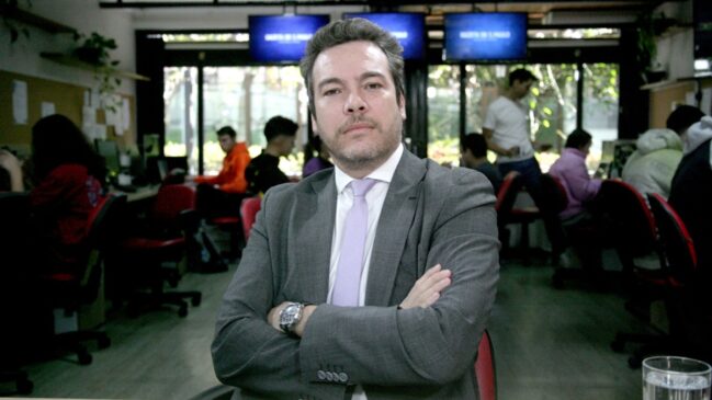 O advogado Bruno Camargo Silva durante entrevista à Gazeta