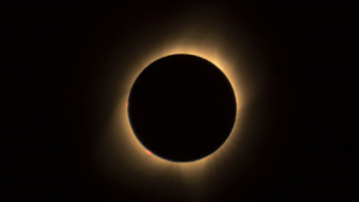 Eclipses totais são bastante raros. Imagem: Drew Rae/Pexels