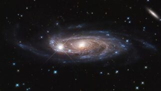 Telescópio espacial capta imagem rara de planeta jovem fora do Sistema Solar