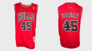 Entre os destaques estão camisas oficiais assinadas por Jordan, LeBron e Kobe