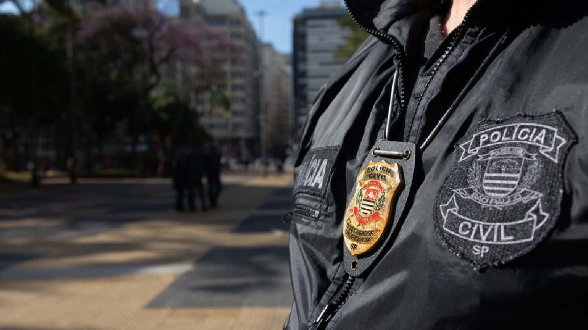 Ao todo, foram cumpridos oito mandados judiciais, entre prisões e buscas