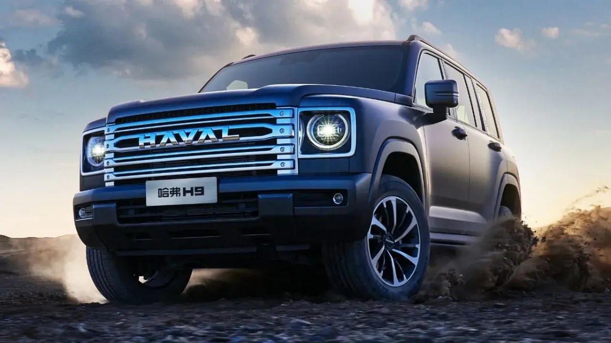 Haval H9 é um SUV de sete lugares, com tração 4x4 e equipado com motor 2.4 turbodiesel