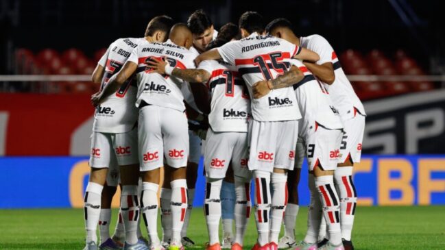 São Paulo e LDU se enfrentam, nesta quinta-feira, na Libertadores