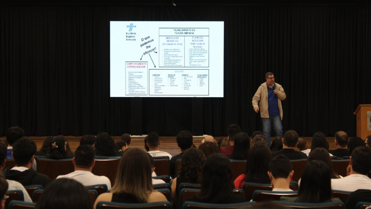 Participantes tiveram acesso a uma palestra especial