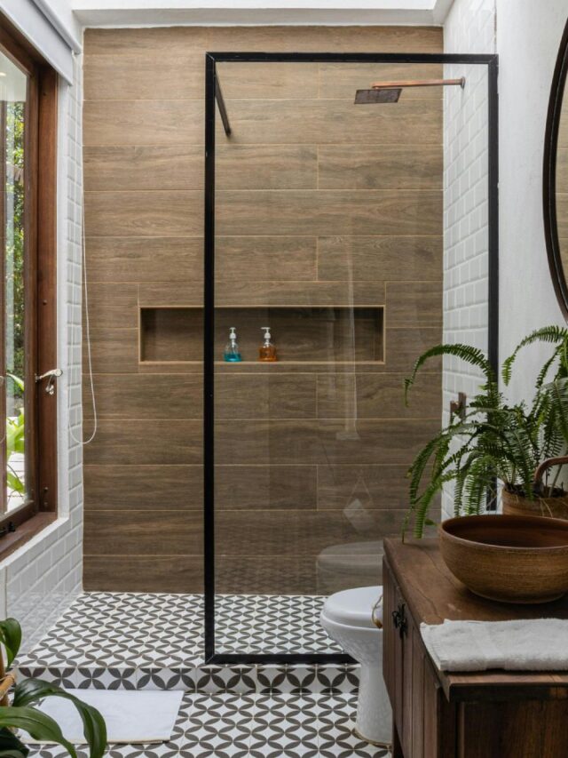 Chega de box de vidro: chuveiro ‘walk-in’ eleva o padrão de design e conforto nos banheiros