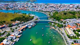 Apesar de ter conquistado moradores, cidade continua fortemente ligada ao turismo