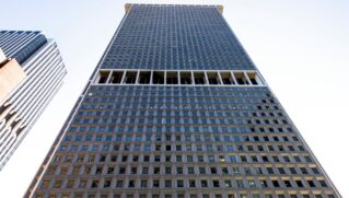 Prédio que mais parece uma cidade faz parte de projeto ambicioso do governo saudita