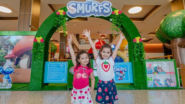 Parque dos Smurfs já está aberto no Iguatemi Alphaville