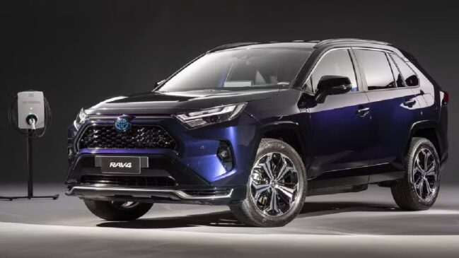 Recall da Toyota afeta GR Corolla e RAV4 PHEV por falha no painel