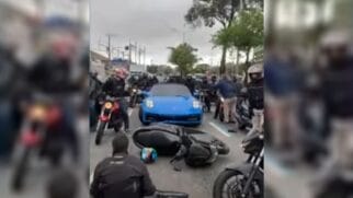 Motociclista ficou gravemente ferido e cantor foi levado ao 27&ordm; Distrito Policial