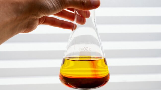 Substância é um álcool industrial usado na produção de combustíveis, tintas, solventes e plásticos