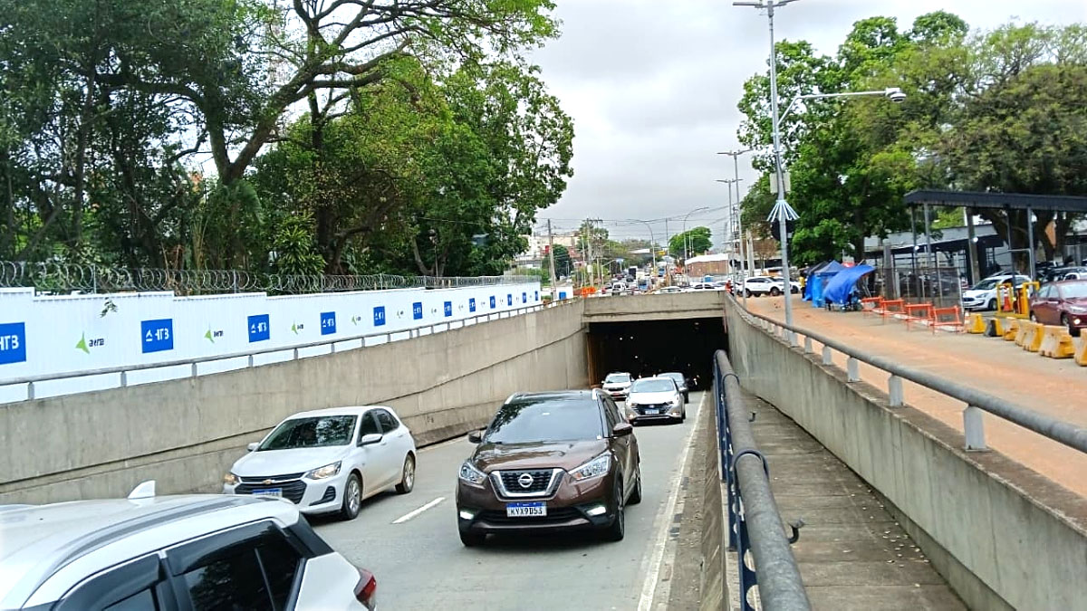 Túnel liga a avenida Washington Luís ao Corredor Norte-Sul e à praça Comandante Linneu Gomes