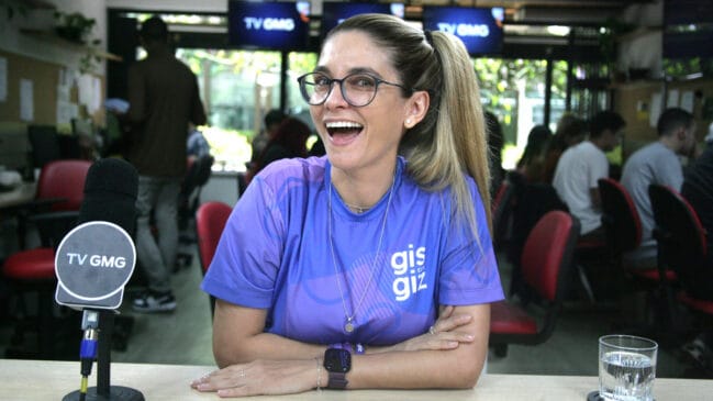 Professora de matemática Gisleine Bezerra, dona do canal no YouTube Gis com Giz Matemática, que conta com mais de cinco milhões de inscritos, é a nova colunista da Gazeta