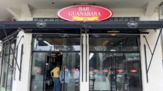 Há 115 anos, o bar foi palco de conversas e encontros de personalidades que marcaram o País. 