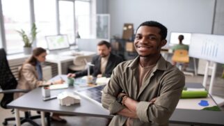 Entenda como ser mais feliz no trabalho