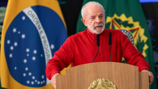 Rejeição de Lula chega a 48%, segundo Datafolha