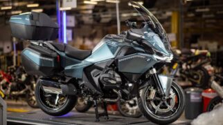 Modelo Touring estreia com motor boxer mais potente e tecnologia de ponta