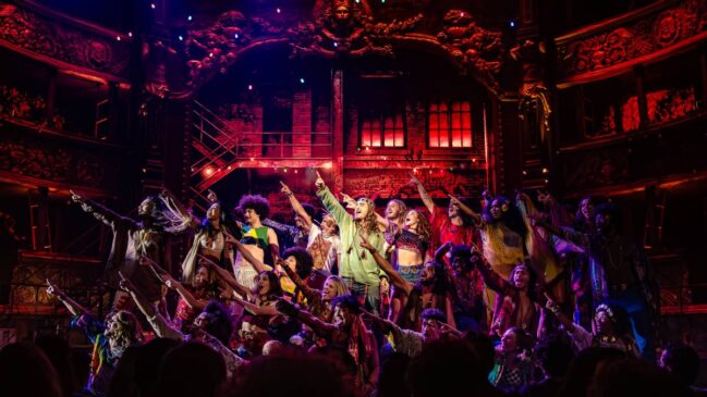Ingressos para o musical 'Hair' custam a partir de R$ 20