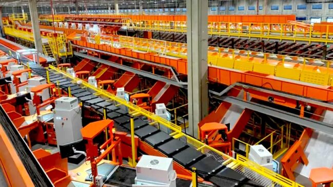 Já a Shopee disponibilizará R$ 20 milhões em cupons e produtos com o selo "melhor preço do ano", que garante o menor valor já registrado no aplicativo