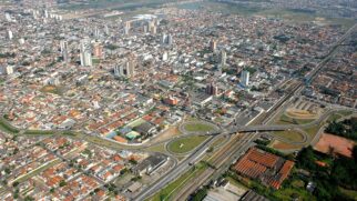 Interessados devem ir presencialmente entre os dias 28 e 30 de outubro, das 9h às 17h, com documentos e currículo