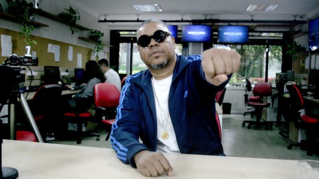 O rapper Xis durante entrevista à Gazeta