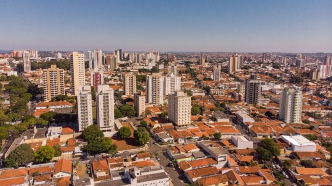 Bauru é reconhecida por sua excelência educacional e médica.