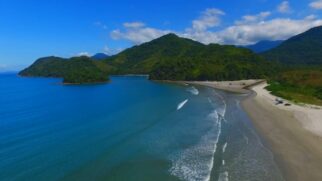 O local garante contato com a natureza e paisagens incríveis para aproveitar com os pequenos