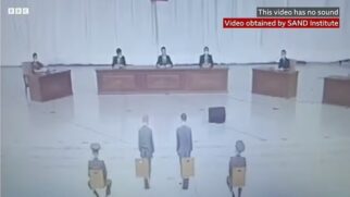 Mais de 200 pessoas foram obrigadas a comparecer e presenciar a execução do casal
