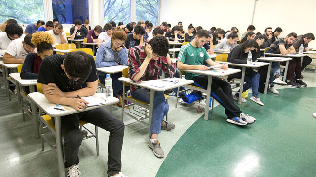 Simulado será presencial, no dia 26 de abril, das 13h às 18h, com duração de cinco horas