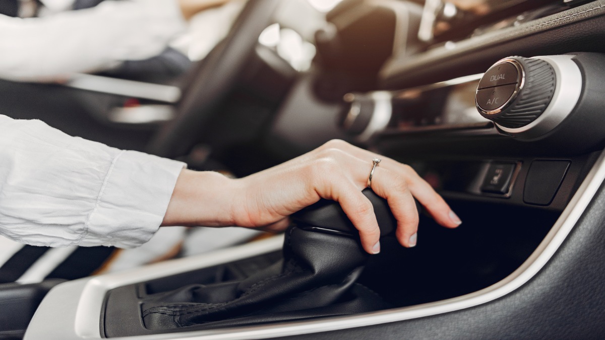 Saiba o que você não deve fazer com o seu carro automático