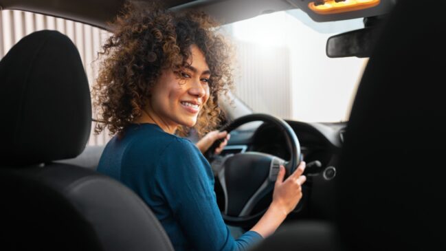 O carro é prático, econômico e resistente qualidades que o tornaram um companheiro fiel de quem busca um carro para o dia a dia sem sustos na oficina.