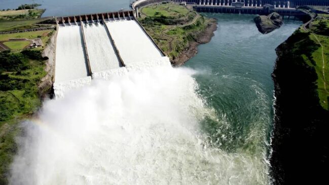 Eletrobras anunciou a mudança de marca para AXIA Energia, em outubro