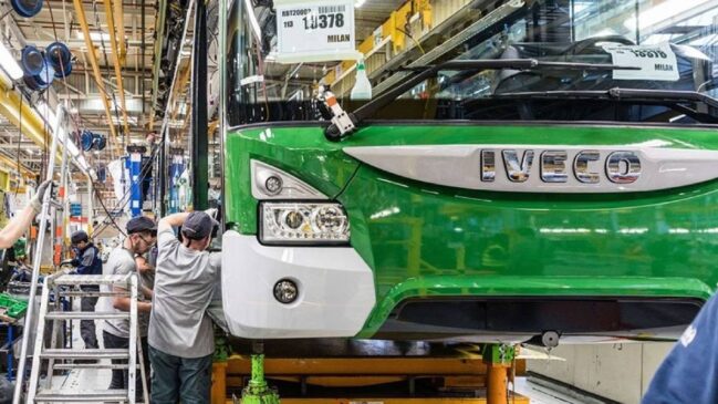 Entregas dos modelos GX 337 ELEC, URBANWAY CNG e CROSSWAY CNG estão previstas até 2032