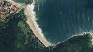 Vítima foi identificada como Catarina Kasten, de 30 anos, que passava pela trilha para ir até a Praia da Armação